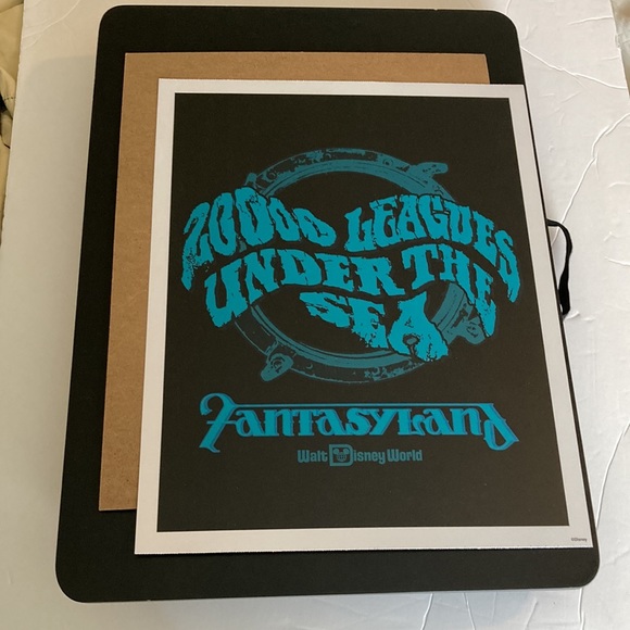 Disney 20,000 Leagues Under the Sea Poster - Picture 4 of 7